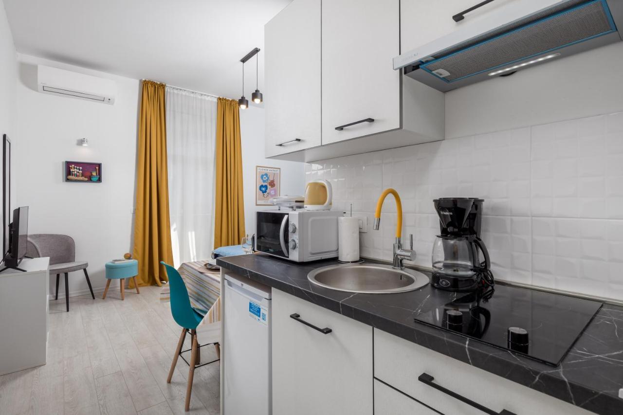 Studio Apartments Fran'S Rijeka Buitenkant foto